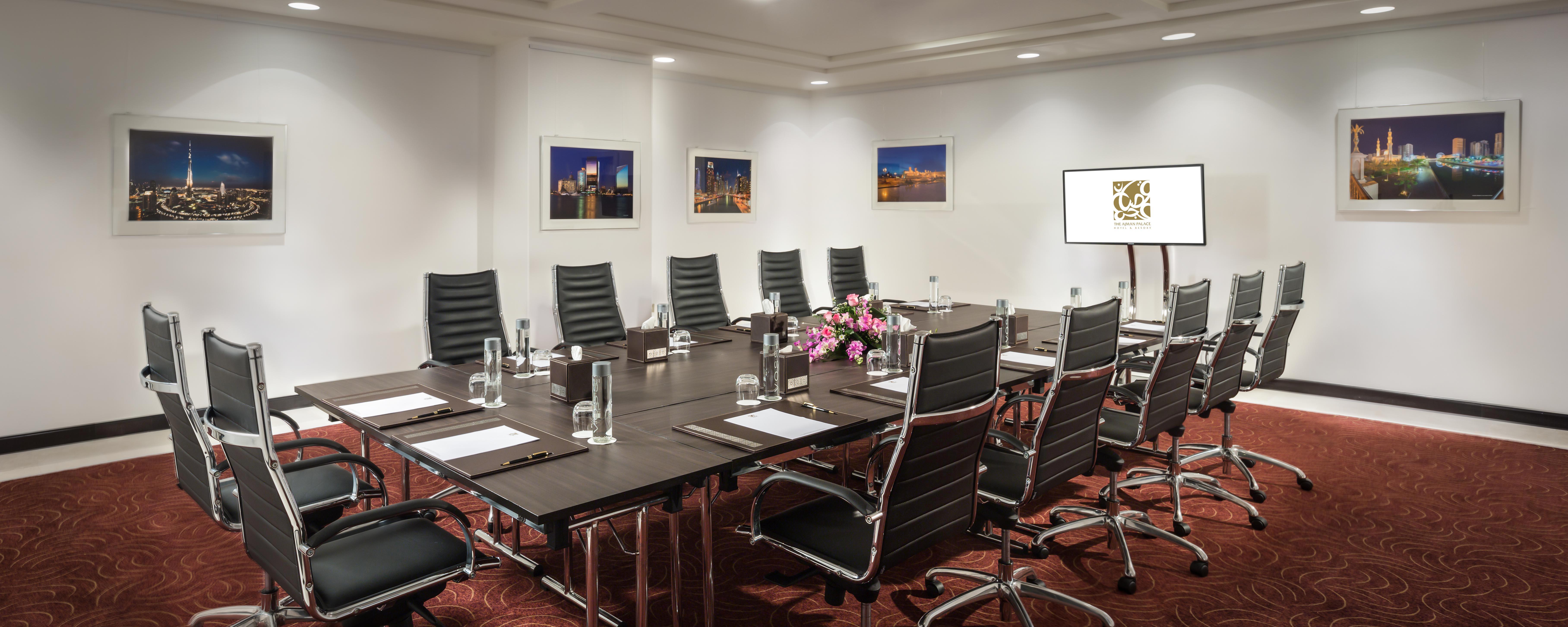 Bahi Ajman Palace Hotel Exterior photo Meeting room at the InterContinental London Park Lane